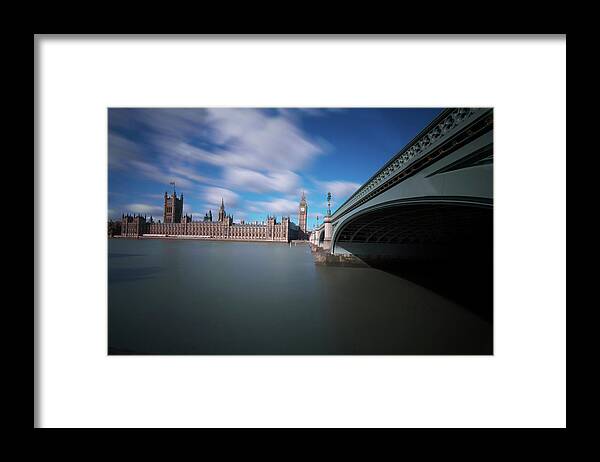Tranquility Framed Print featuring the photograph Houses Of Parliament by Gavin Parsons