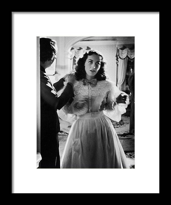 Test Framed Print featuring the photograph Joan Crawford by Alfred Eisenstaedt