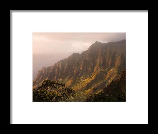 Fog Framed Print featuring the photograph Kalalau Valley by Chengming