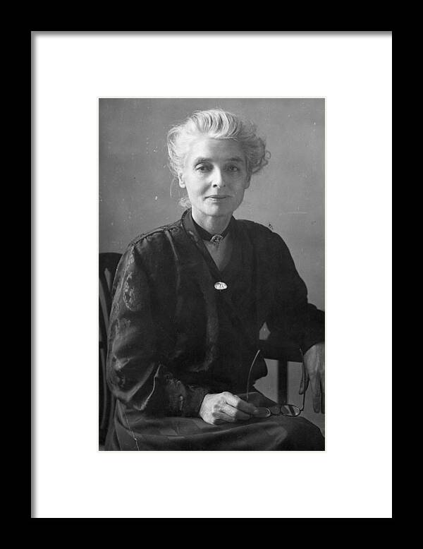 People Framed Print featuring the photograph Lady Passfield by Hulton Archive