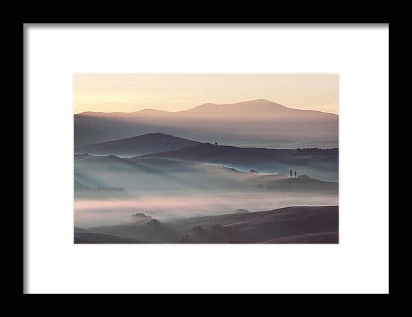 Tuscany Framed Print featuring the photograph Light And Fog by Alberto Fornasari Fotografie