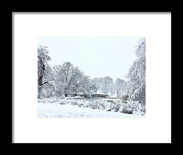 Winter Scene Framed Print featuring the photograph Loose Park, Kansas City by Barbara Anna Knauf