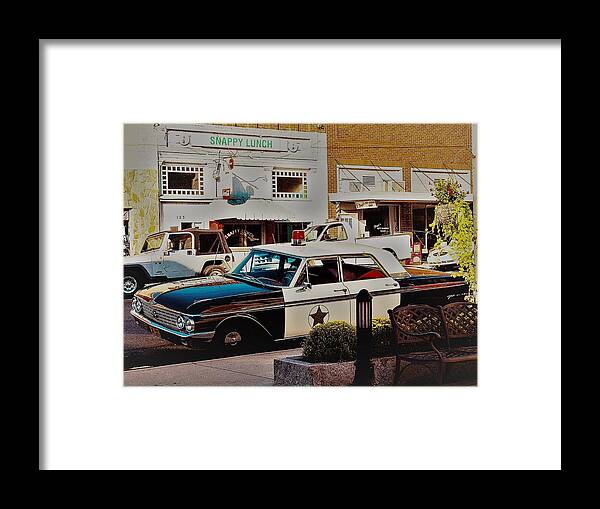Lunch Framed Print featuring the photograph Lunch At Snappy by Randy Sylvia