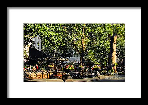 Fountain Framed Print featuring the photograph Madison Square Park Summer No.2 - A New York Impression by Steve Ember