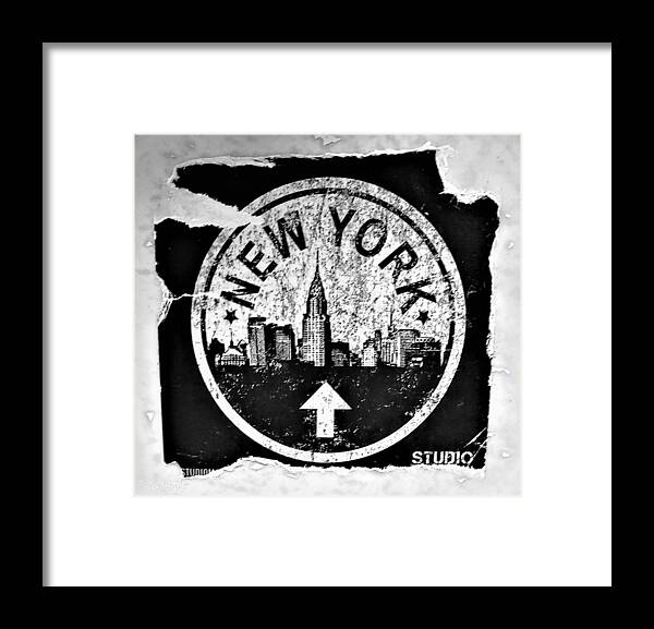 New York Framed Print featuring the photograph N Y Studio by Rob Hans