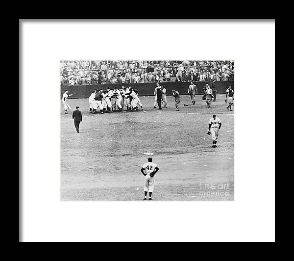 Playoffs Framed Print featuring the photograph New York Giants Celebrate Three Run by Bettmann
