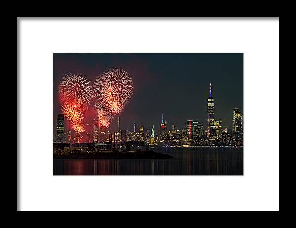 Fireworks Framed Print featuring the photograph NYC and NJ Salutes America by Susan Candelario