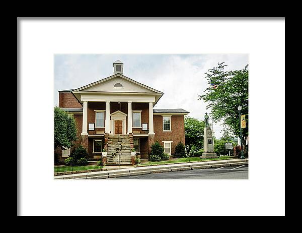 Historic Building Framed Print featuring the photograph Patrick County Courthouse, Stuart, Virginia by Mark Summerfield