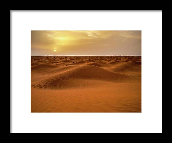 Scenics Framed Print featuring the photograph Posta De Sol Al Desert De Tunisia by Copyright Antoni Torres