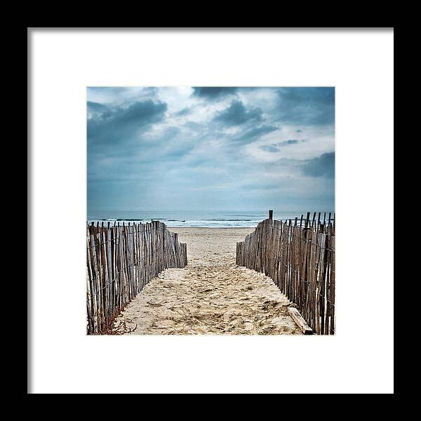 Scenics Framed Print featuring the photograph Railings At Beach by Sarah Martinet