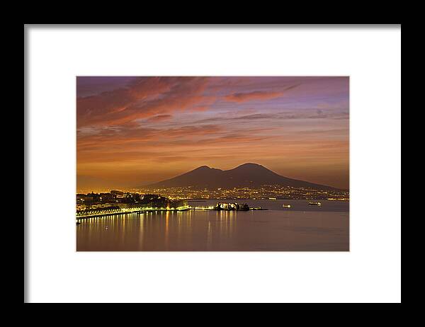 Italy Framed Print featuring the photograph Red Skies by Bill Chizek