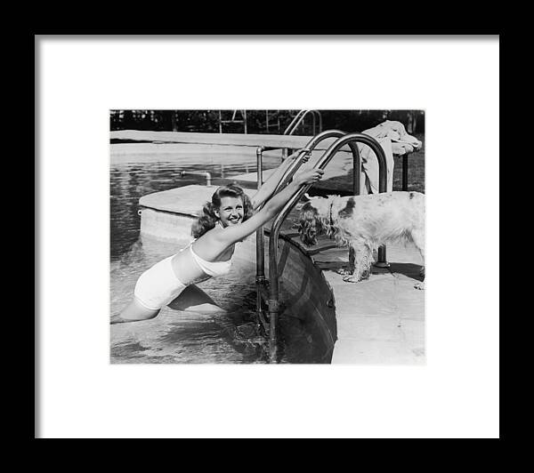 People Framed Print featuring the photograph Ritas Pool by Hulton Archive