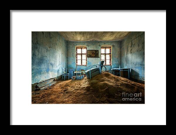 Rug Framed Print featuring the photograph Sandmans Home by Martin Kriebernegg