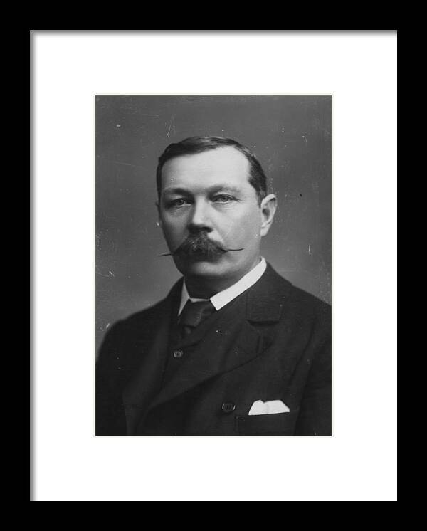 People Framed Print featuring the photograph Sir Arthur Doyle by Hulton Archive