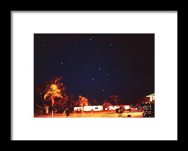Astronomy Framed Print featuring the photograph Southern Cross by Herman Heyn/science Photo Library