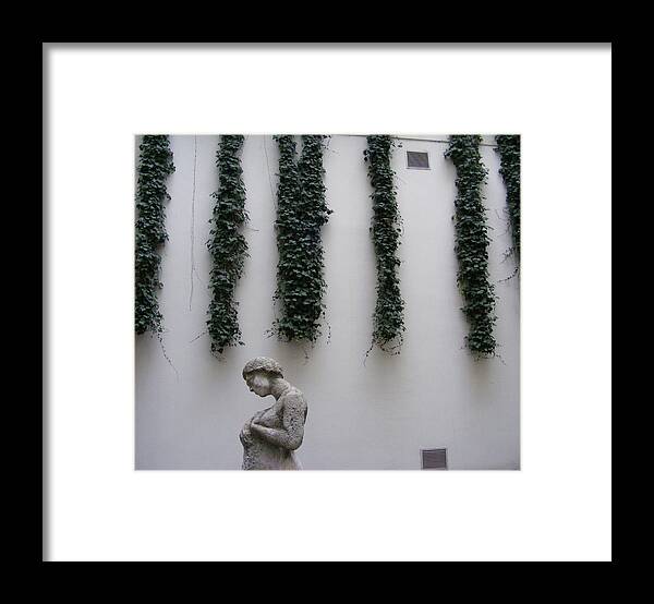 Statue Framed Print featuring the photograph Statue, Wall by Edward Lee