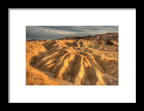 Tranquility Framed Print featuring the photograph Sunset At Death Valley by Photograph By Kyle Hammons