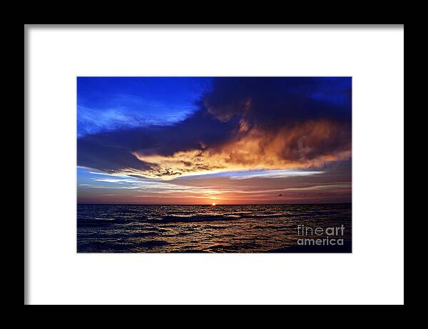 Sunset Framed Print featuring the photograph Sunset Florida by Thomas Schroeder