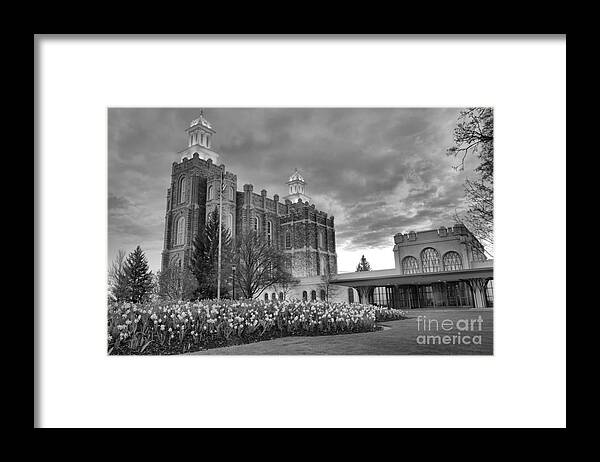 Logan Temple Framed Print featuring the photograph Sunset Over The Logan Temple Grounds Black And White by Adam Jewell
