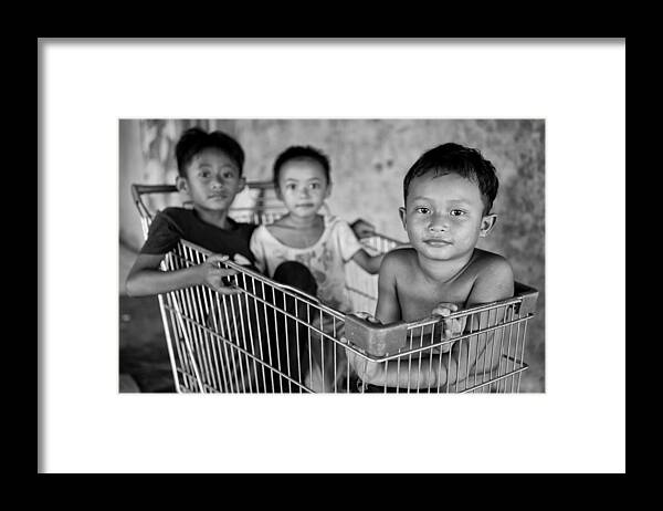 Brothers Framed Print featuring the photograph Supermarket Trolley by Kieron Long