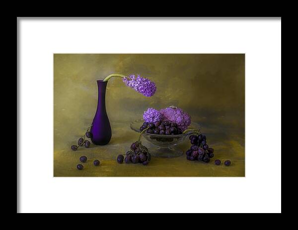 Sweet Framed Print featuring the photograph Sweet Grape by Lydia Jacobs