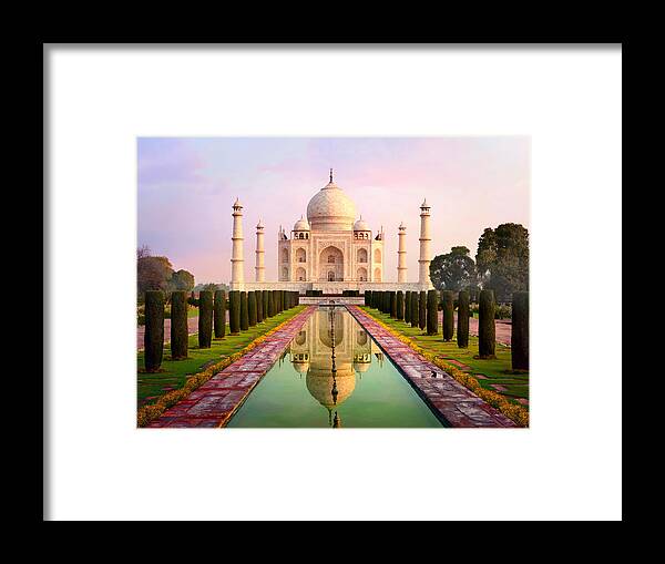 Arch Framed Print featuring the photograph Taj Mahal Spectacular Early Morning View by Chuvipro