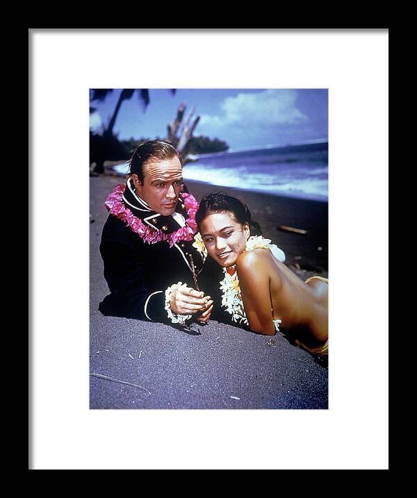 Tarita Teri?ipaia and Marlon Brando Framed Print by Grey Villet - Fine Art  America