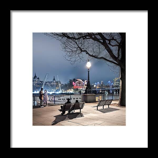 Street Framed Print featuring the photograph The Evening Near Thames by Avinash