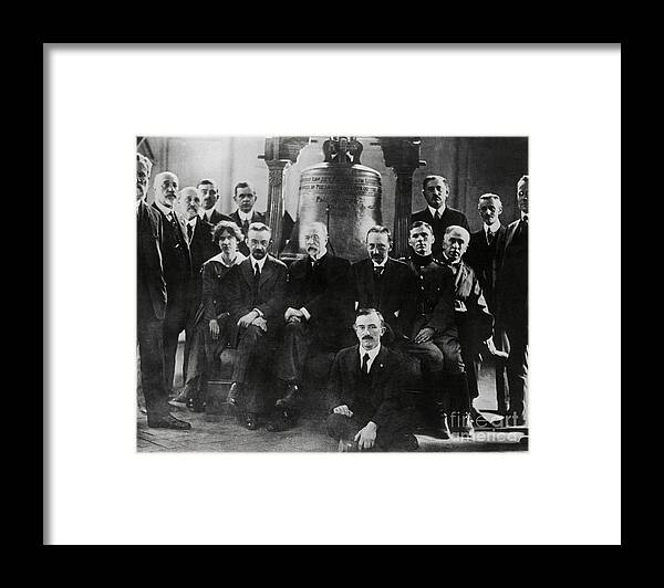 People Framed Print featuring the photograph Thomas Masaryk With Representatives by Bettmann