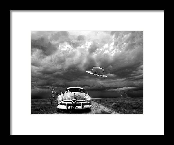 Ufo Framed Print featuring the photograph Ufo by Larry Butterworth