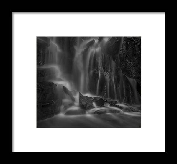 Water Framed Print featuring the photograph Water Fall by Guoji