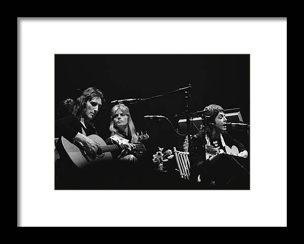 San Francisco Framed Print featuring the photograph Wings Performs Live by Richard Mccaffrey