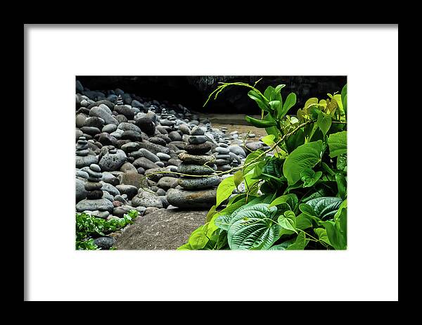 Bucket List Adventure Framed Print featuring the photograph Zen at Hanakapi'ai Beach by Dawn Richards