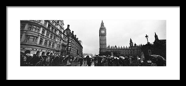 Panorama Framed Print featuring the photograph Big ben and the Houses of Parliament black and white #1 by Sonny Ryse