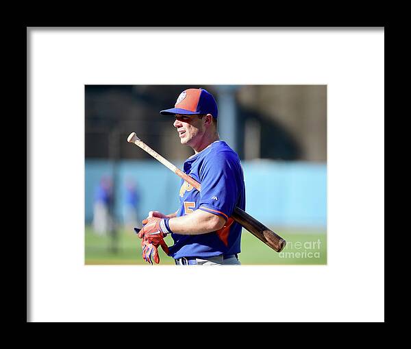 People Framed Print featuring the photograph David Wright #1 by Harry How