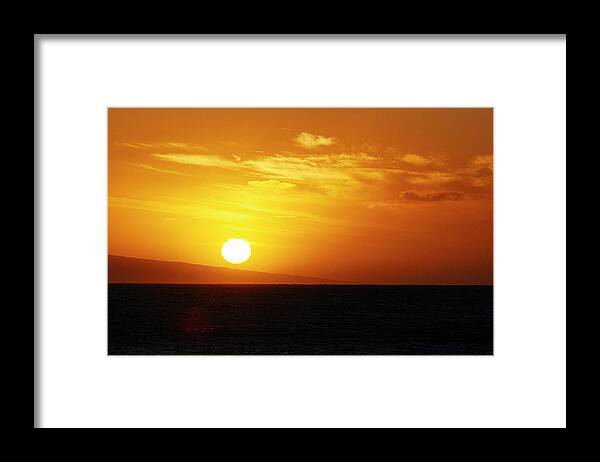 Hawaii Framed Print featuring the photograph Ka'anapali Sunset #1 by Laura Tucker