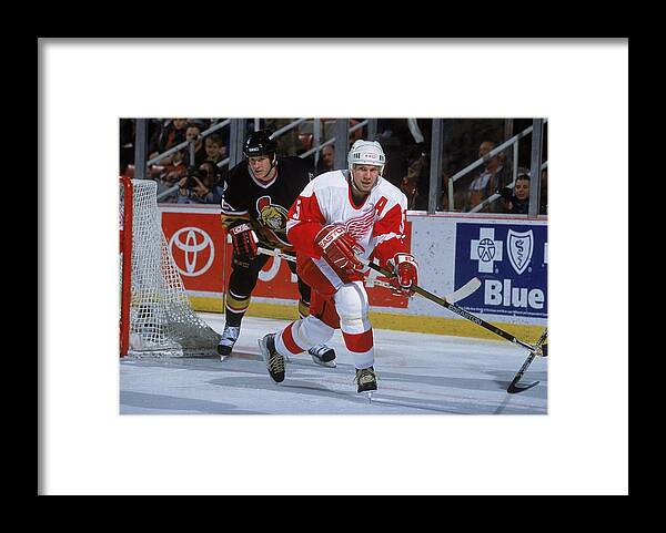 National Hockey League Framed Print featuring the photograph Nicklas Lidstrom #5 #1 by Tom Pidgeon