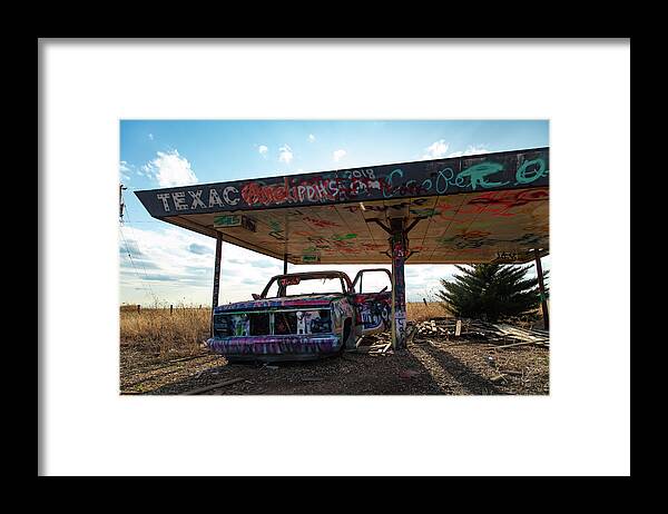 Americana Framed Print featuring the photograph Painted abandoned cars on Historic Route 66 #1 by Eldon McGraw