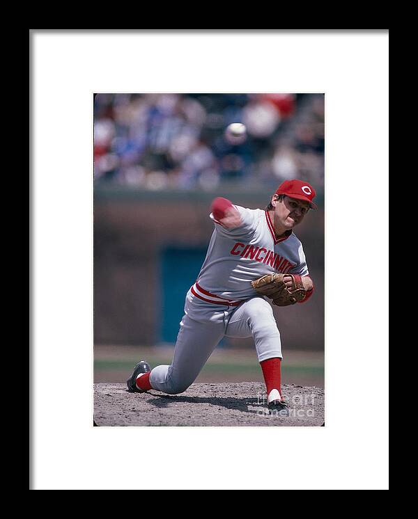 Tom Seaver Framed Print featuring the photograph Tom Seaver by Rich Pilling
