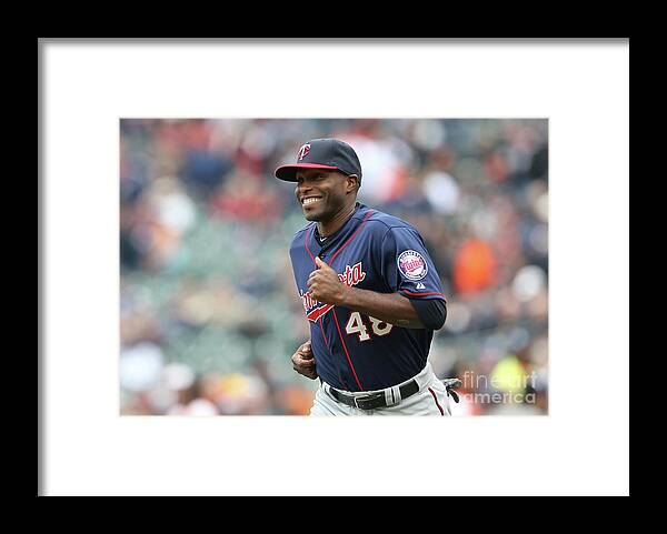 People Framed Print featuring the photograph Torii Hunter by Leon Halip