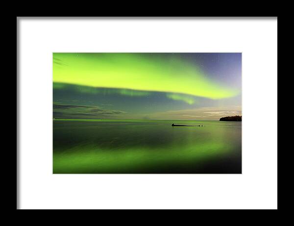 Northern Lights Framed Print featuring the photograph Northern Lights #7 by Shixing Wen