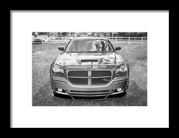 2006 Dodge Magnum Rt Framed Print featuring the photograph 2006 Dodge Magnum RT X105 by Rich Franco