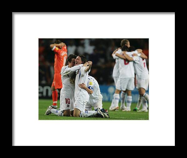 International Match Framed Print featuring the photograph Fussball: EM 2004 in Portugal, NED-CZE #6 by Andreas Rentz