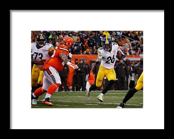 People Framed Print featuring the photograph Pittsburgh Steelers v Cleveland Browns #8 by Gregory Shamus