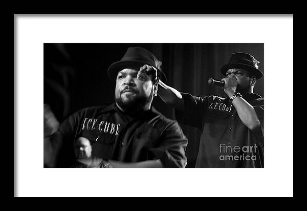 2011 Framed Print featuring the photograph Ice Cube Photos - O'Shea Jackson #9 by David Oppenheimer