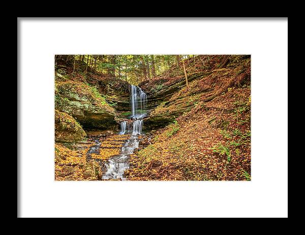 America Framed Print featuring the photograph Autumn at Horseshoe Falls by Robert Carter