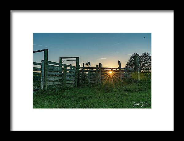 Indiantown Framed Print featuring the photograph Between the Boards by Todd Tucker