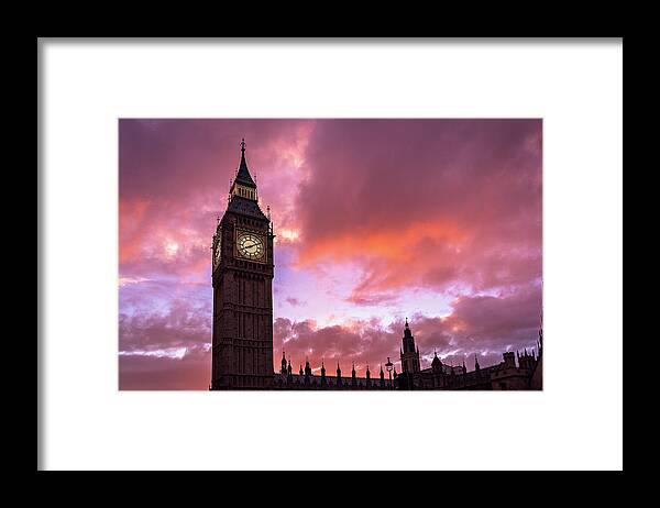 Big Ben Framed Print featuring the photograph Big Ben Sunset by Linda Villers
