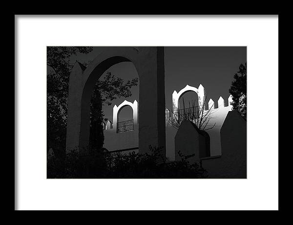 Castillo Framed Print featuring the photograph Castillo de Comares by Gary Browne