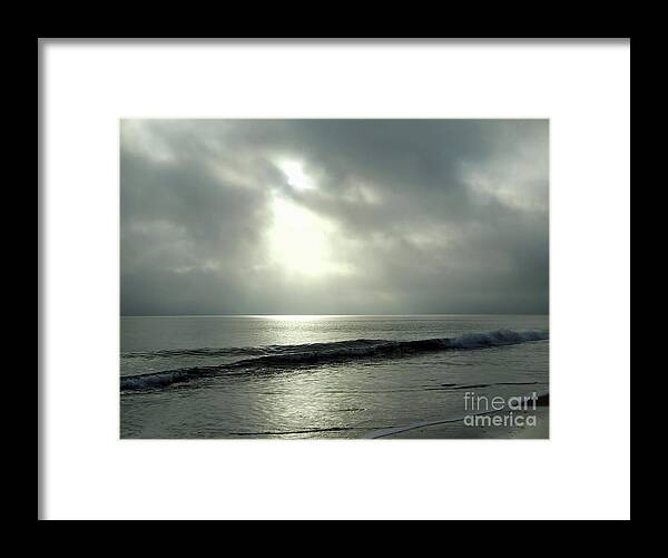 Vero Framed Print featuring the photograph Cloudy Morning At Vero Beach by D Hackett